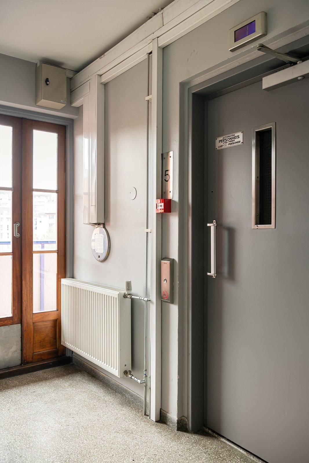 Veldig praktisk med heisadkomst til leiligheten. Galleribilde