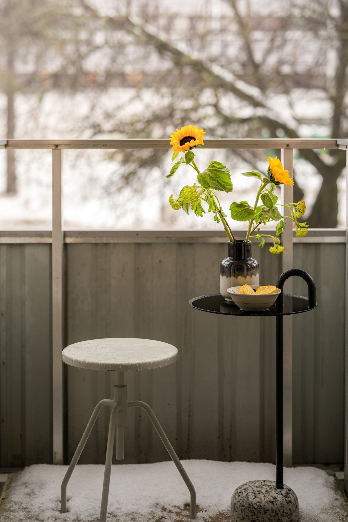 Det er plass til cafésett på balkongen. Galleribilde