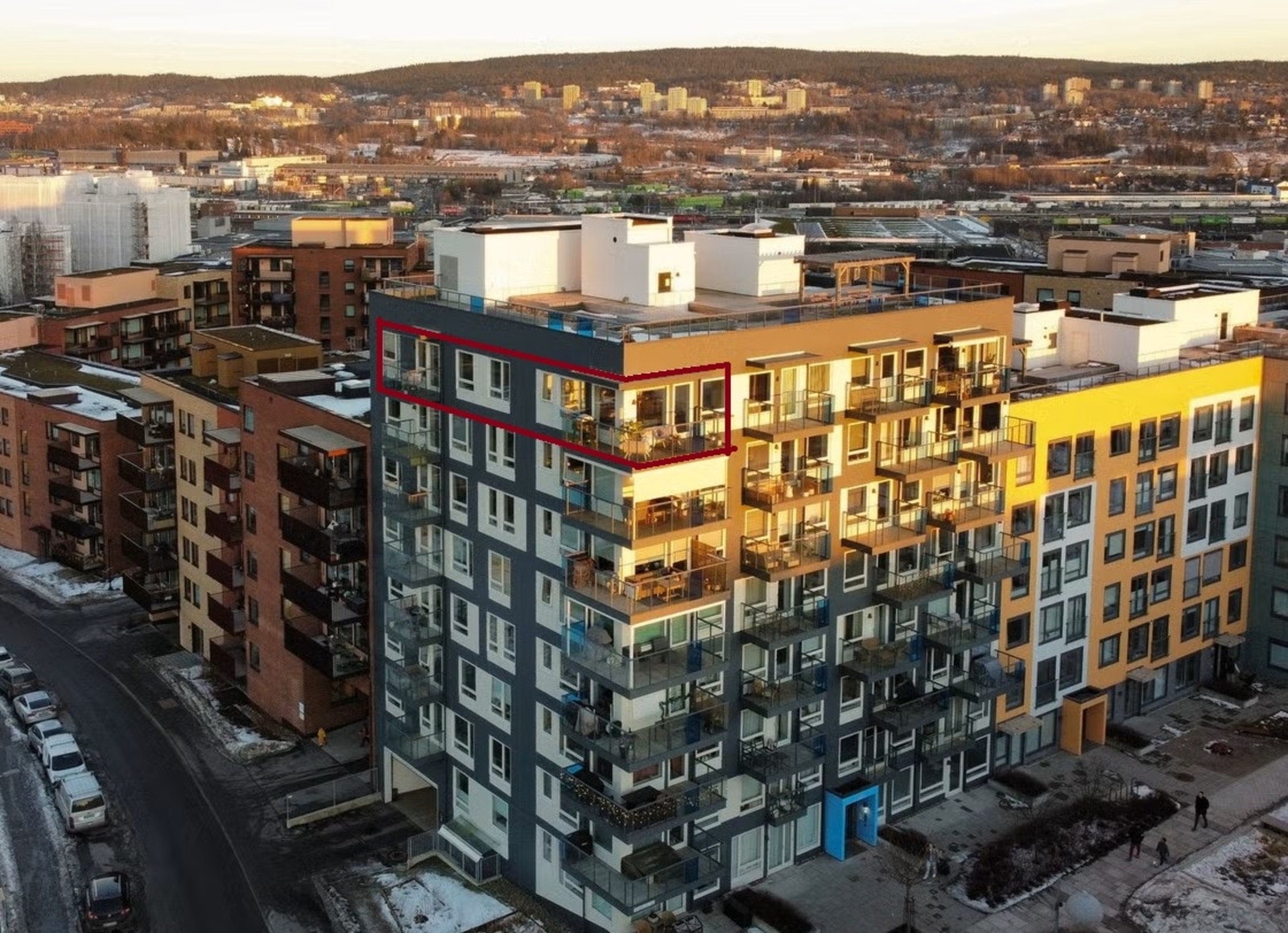 Fasade, med leiligheten markert inn. Galleribilde