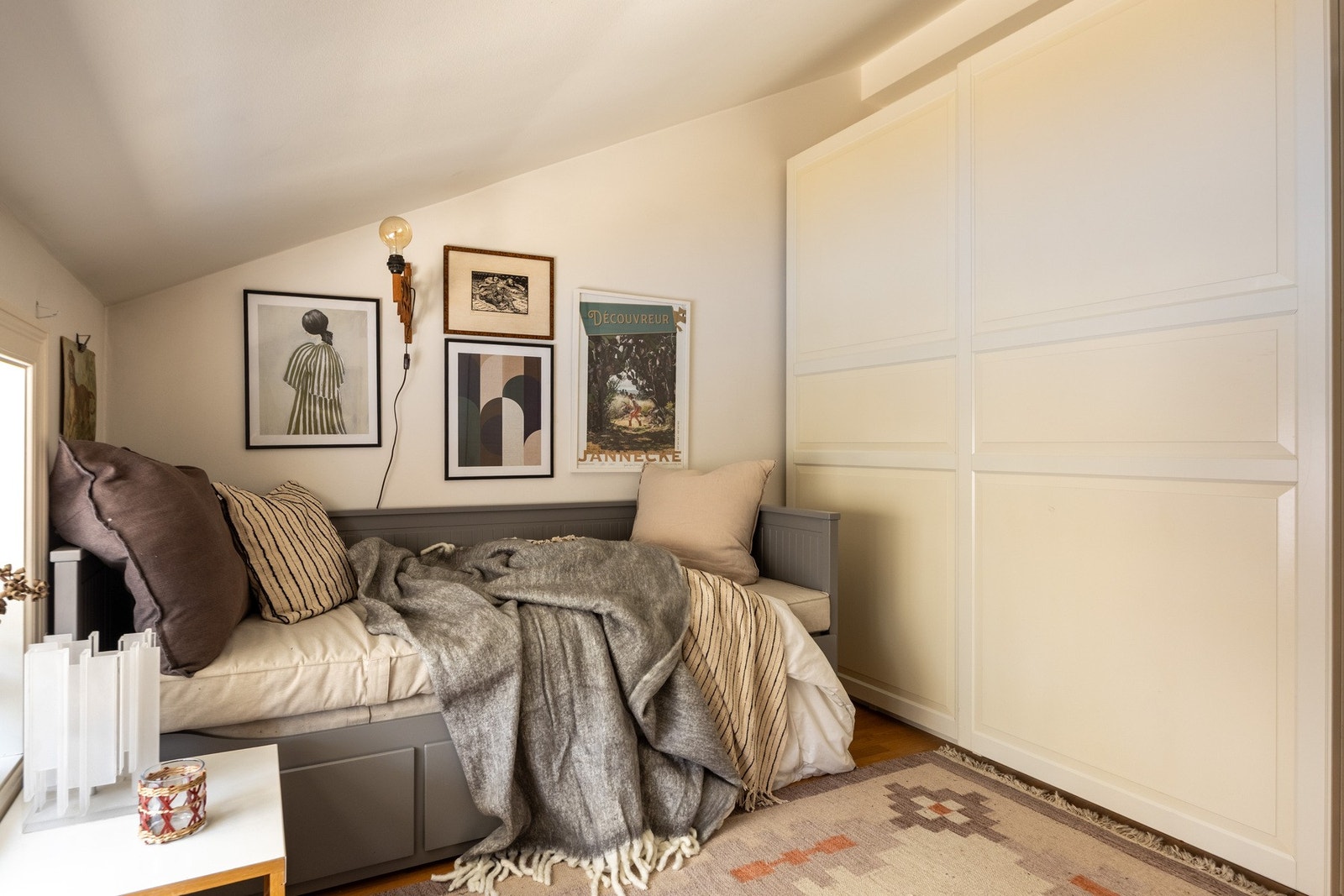 Det andre soverommet er lyst og innbydende. Galleribilde