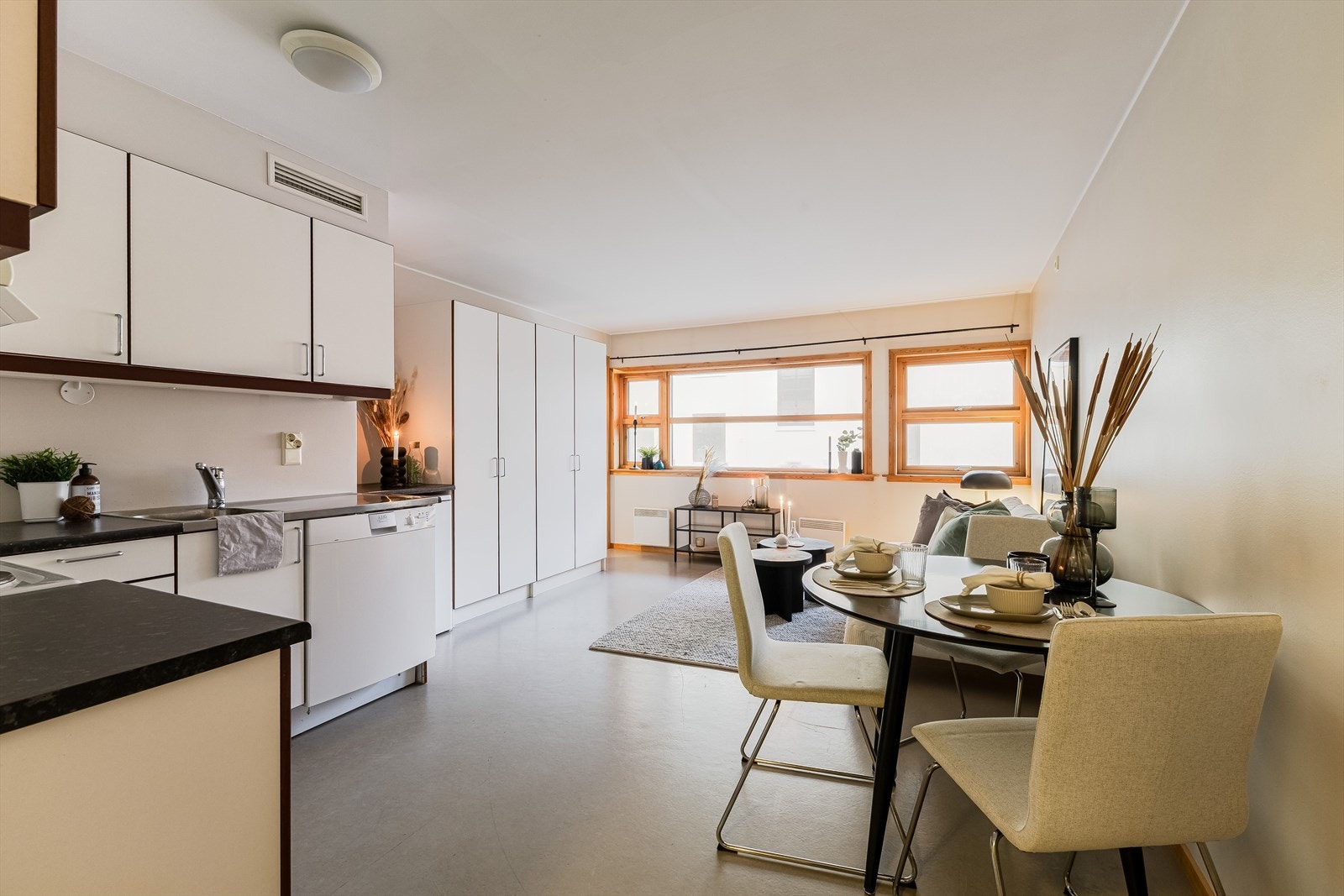 Stue og kjøkken Galleribilde