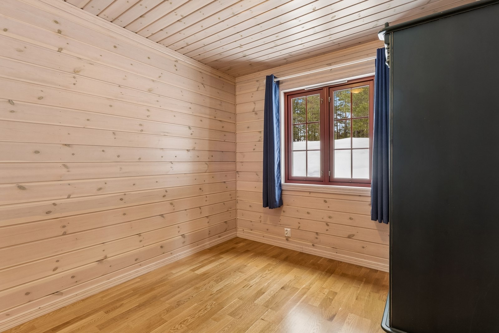 Det andre soverommet egner seg godt som barnerom eller gjesterom. Galleribilde