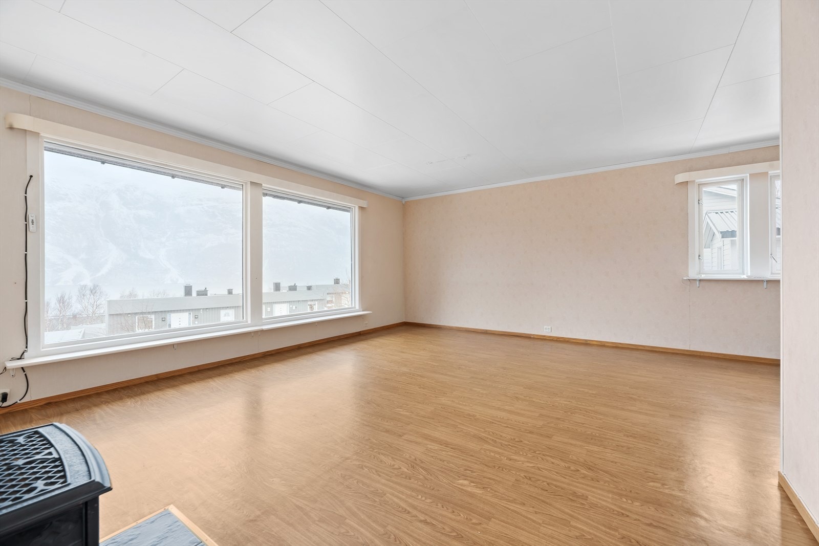 Stua er romslig og gir mange møbleringsmuligheter. Galleribilde