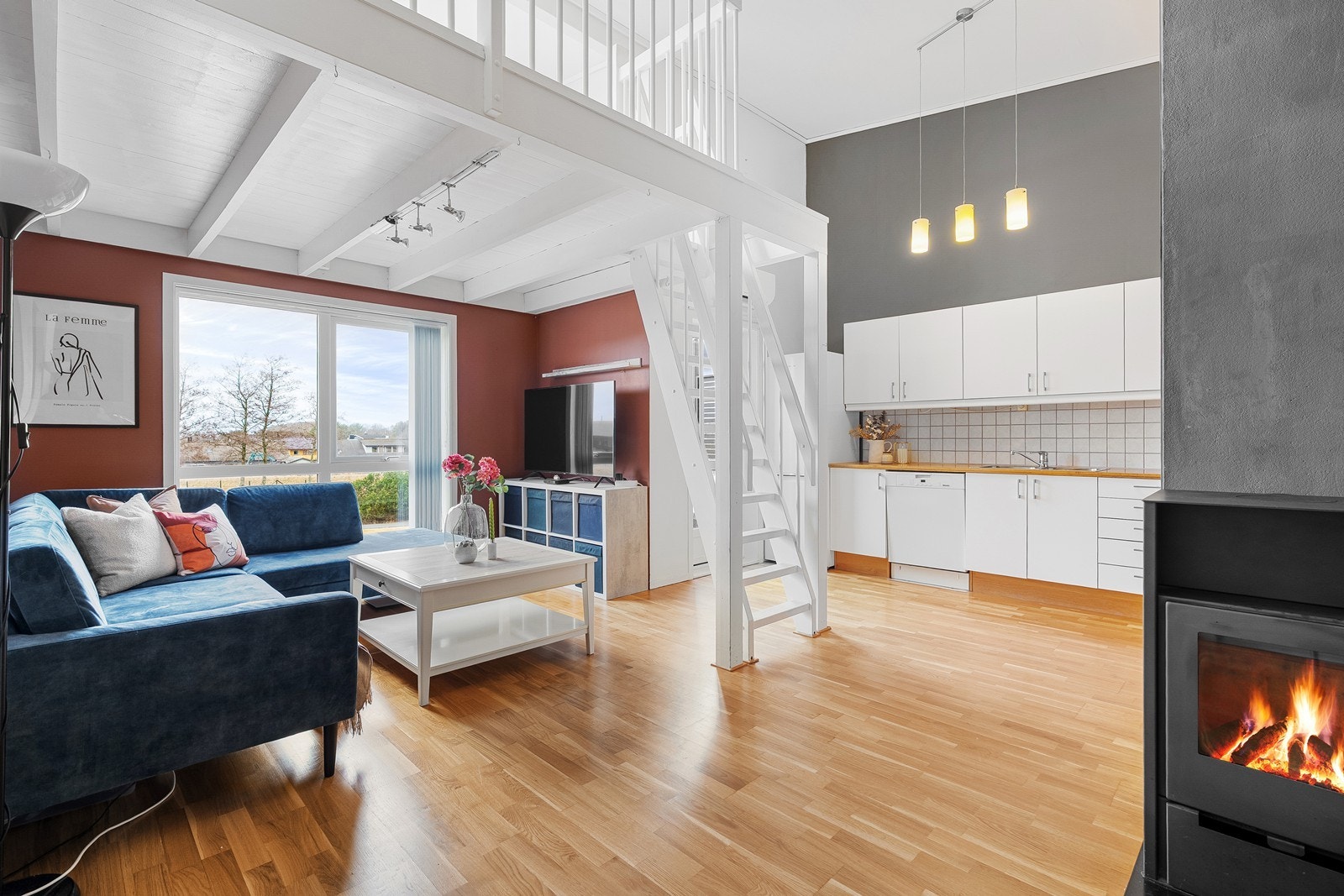 Åpen stue- kjøkkenløsning. Galleribilde