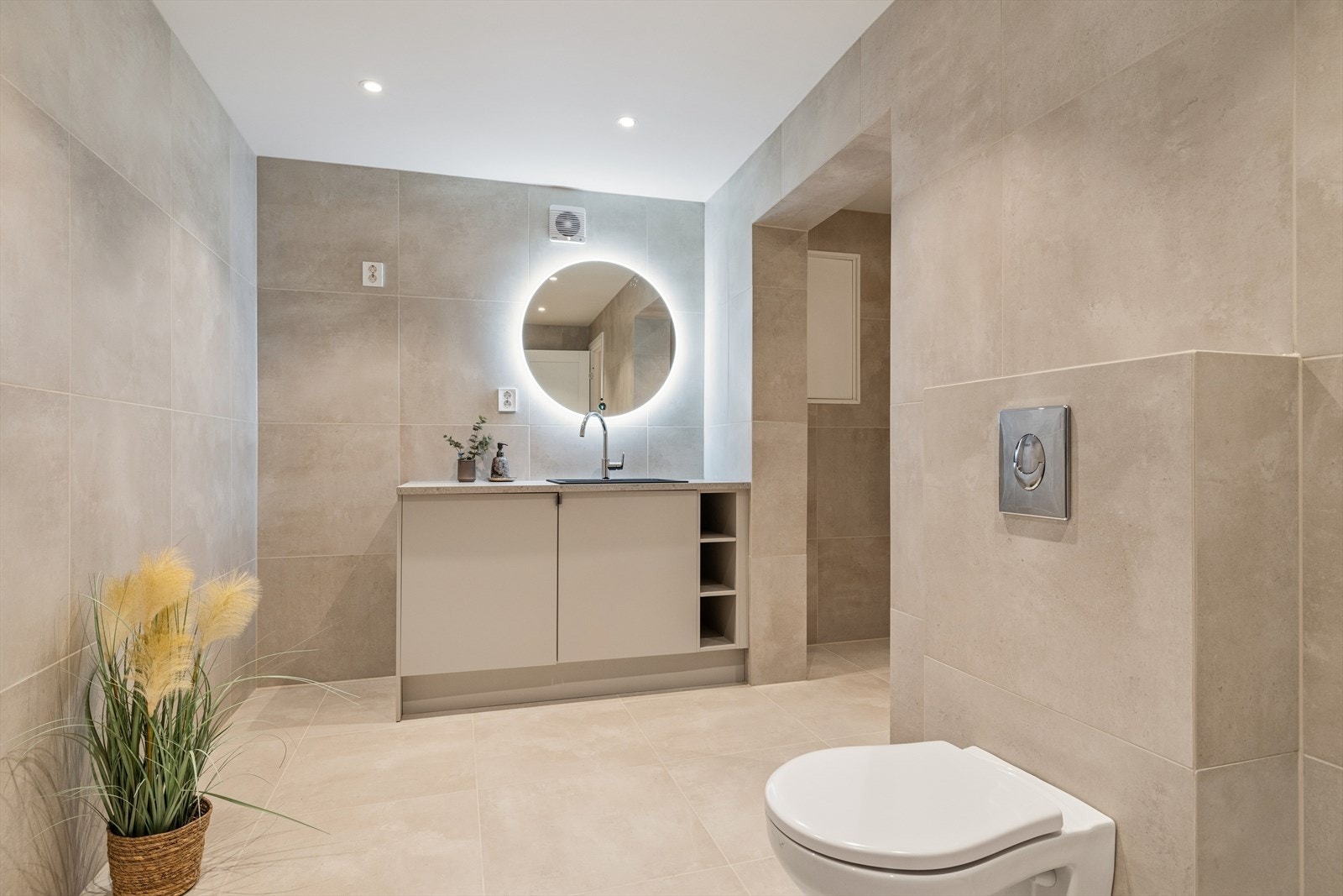 Meget pent bad/vaskerom ferdigstilt i 2026 Galleribilde