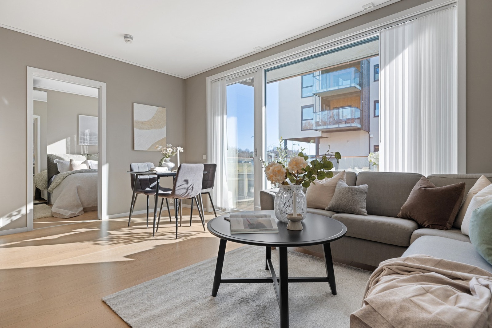 Velkommen til Harald Hårfagres gate 14 - En delikat 2-roms selveier i ett av Trondheims voksende og mest populære boligområder. Foto: Joakim Reinaas. Galleribilde