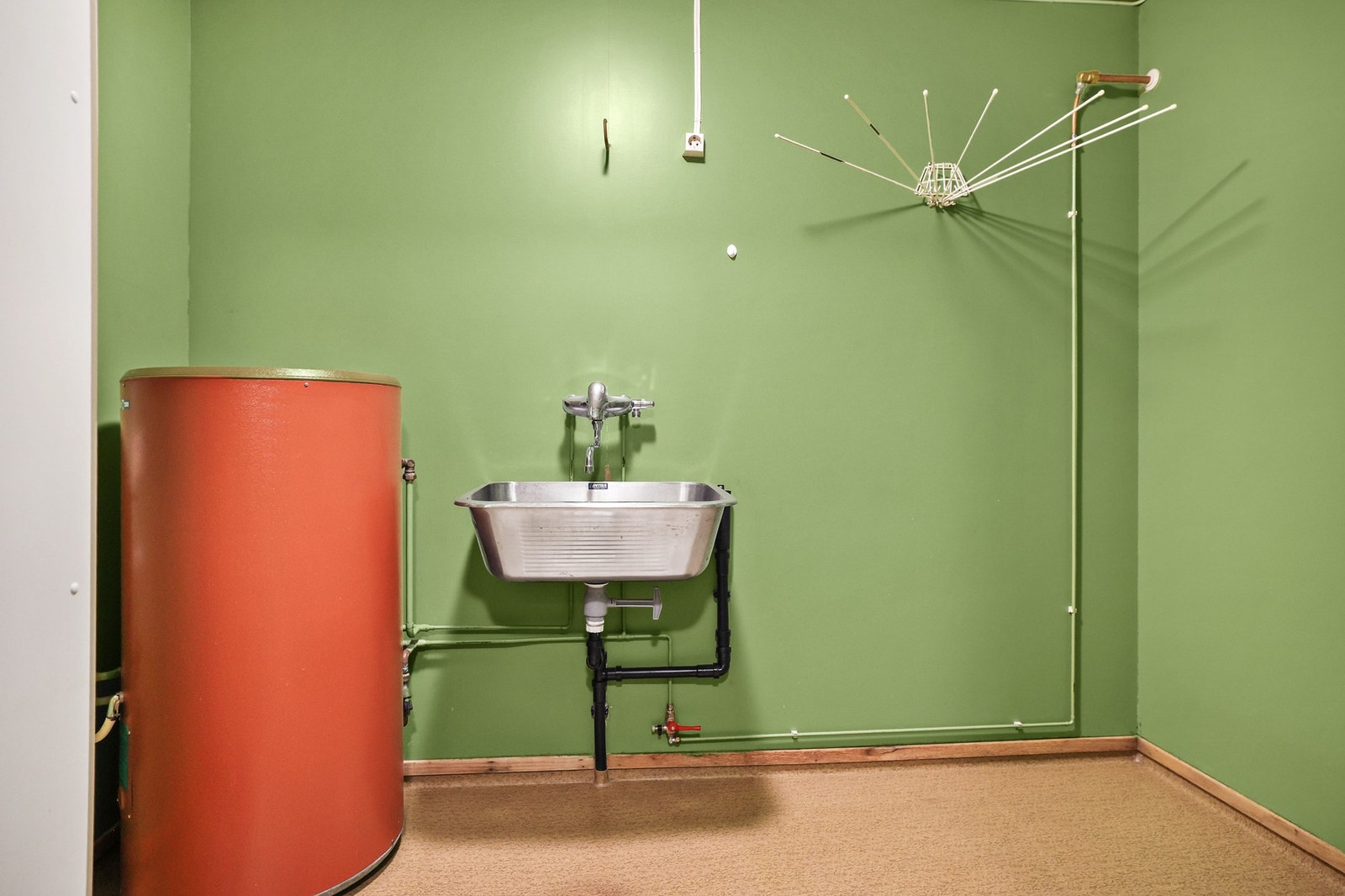 Vaskerom. Galleribilde