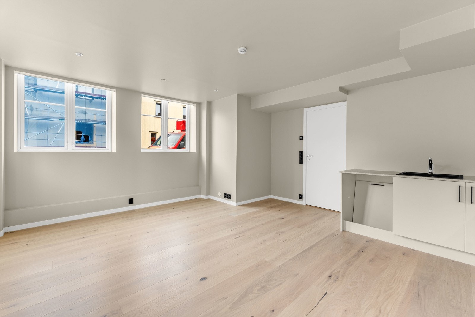 Stuen har flere møbleringsmuligheter. Galleribilde