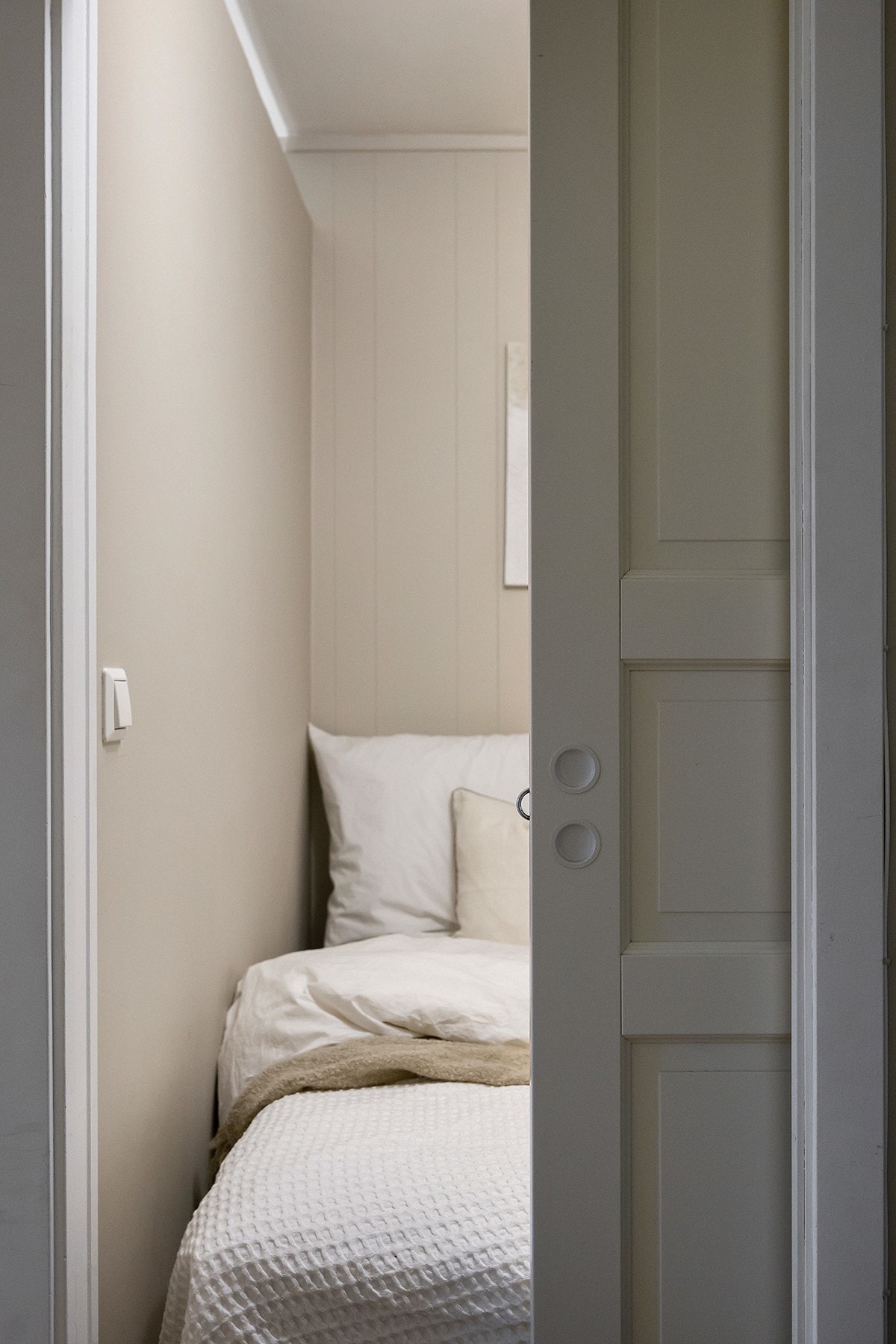 Skyvedørløsning inn til sovealkove Galleribilde