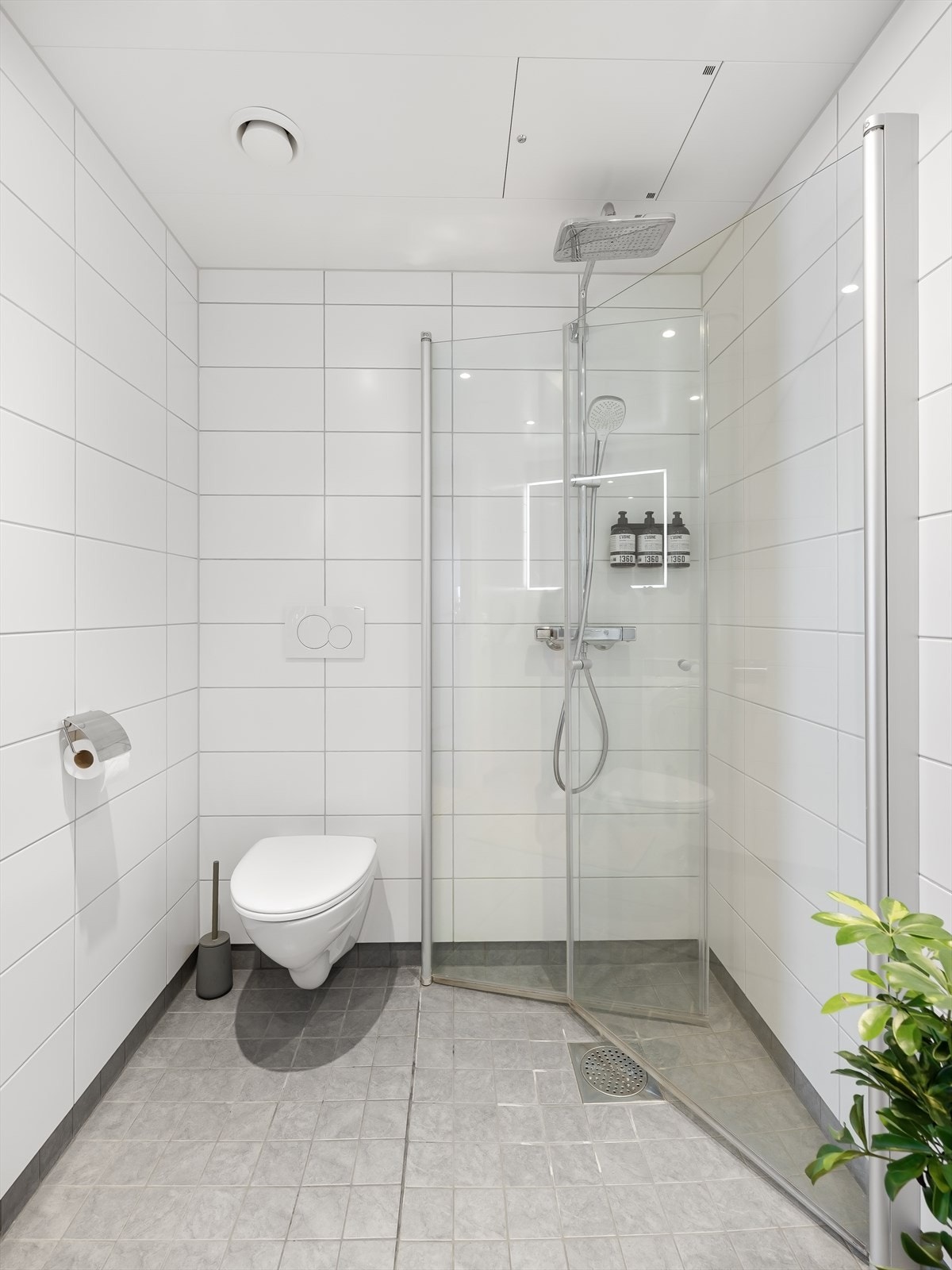 Delikat hovedbad. Galleribilde