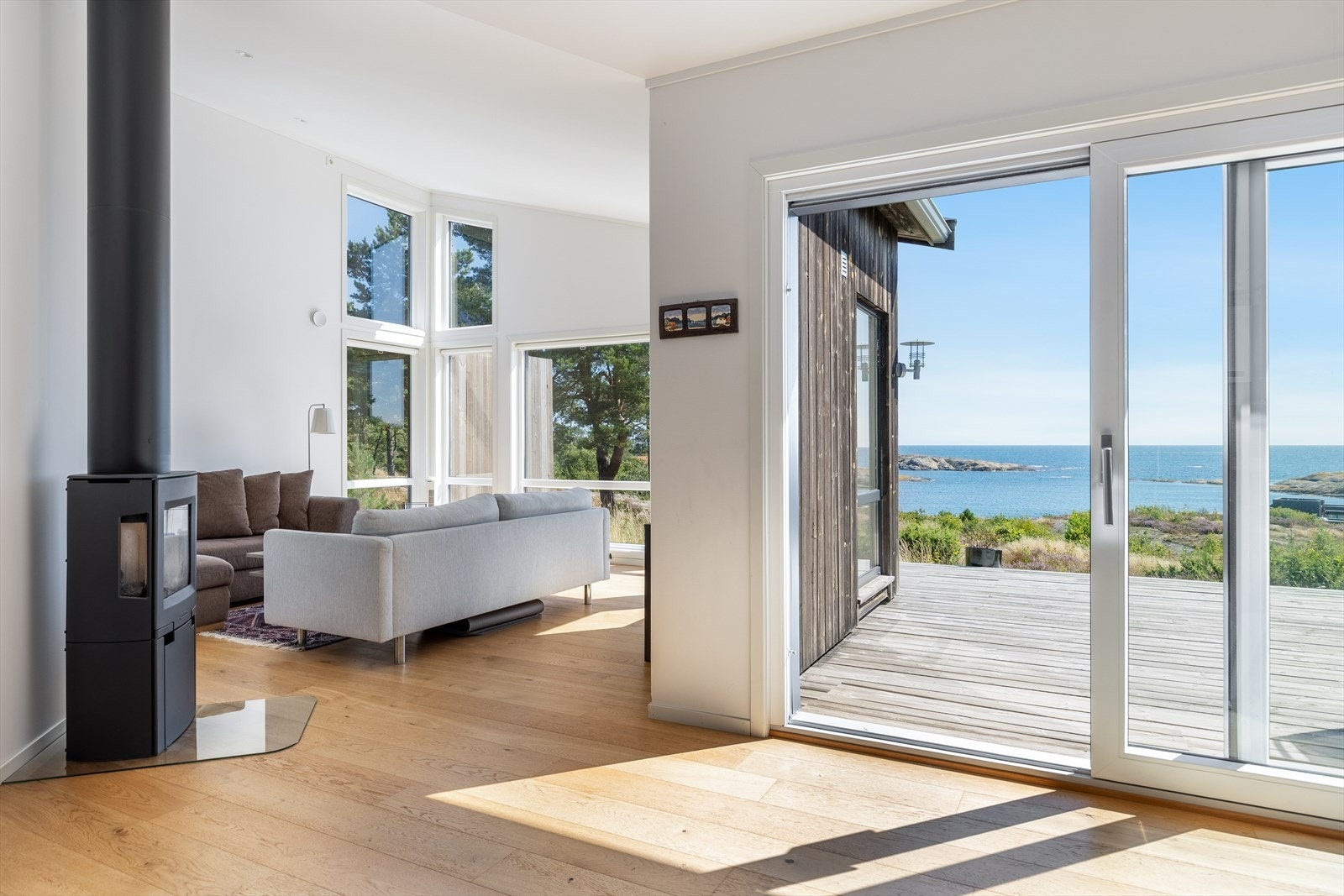 Stuen fremstår innbydende og gir god romfølelse. Galleribilde