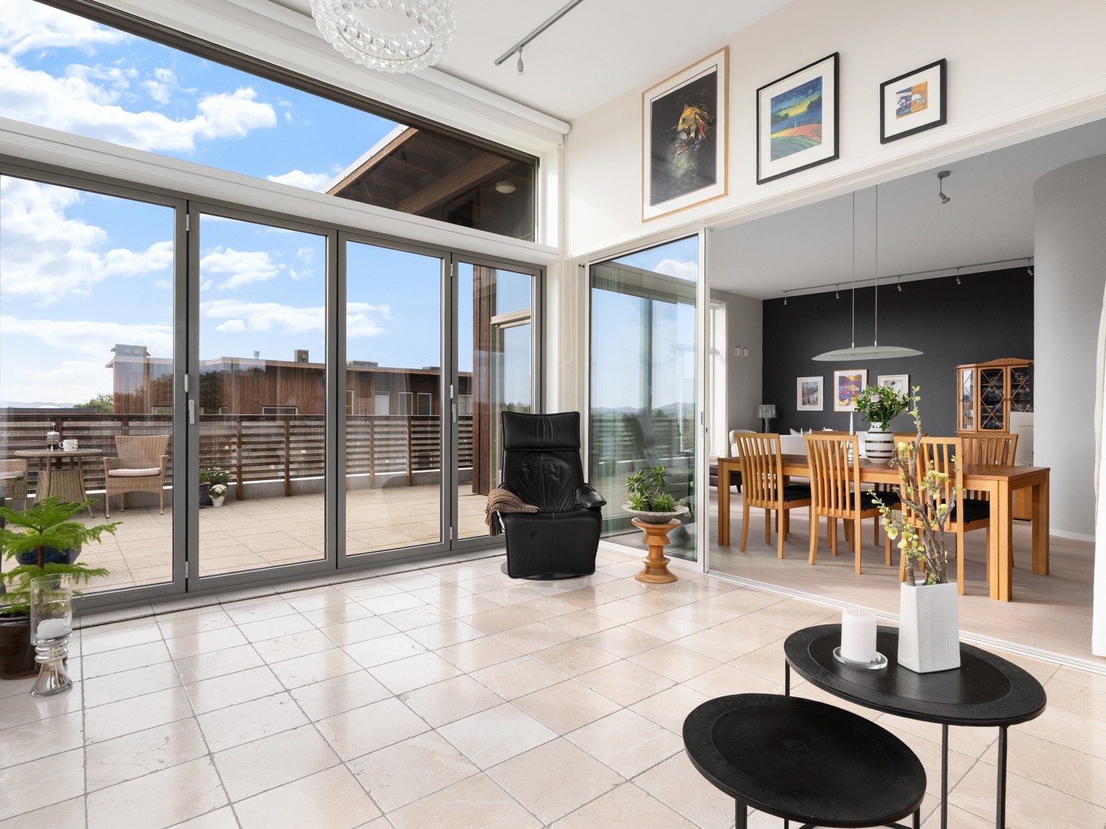 Her har man fliser på gulv med gulvvarme. Galleribilde