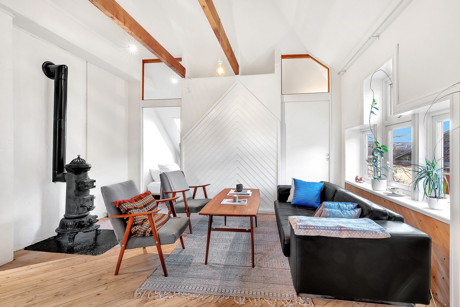 God plass til sittegruppe. Galleribilde