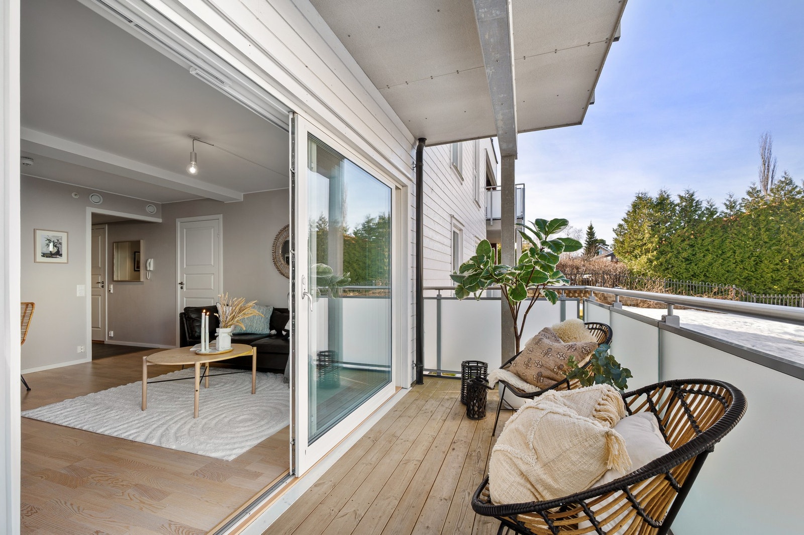 Boligblokken sto ferdig i 2016, og har en flott beliggenhet i et rolig og veletablert boligområde i Granåslia. Galleribilde