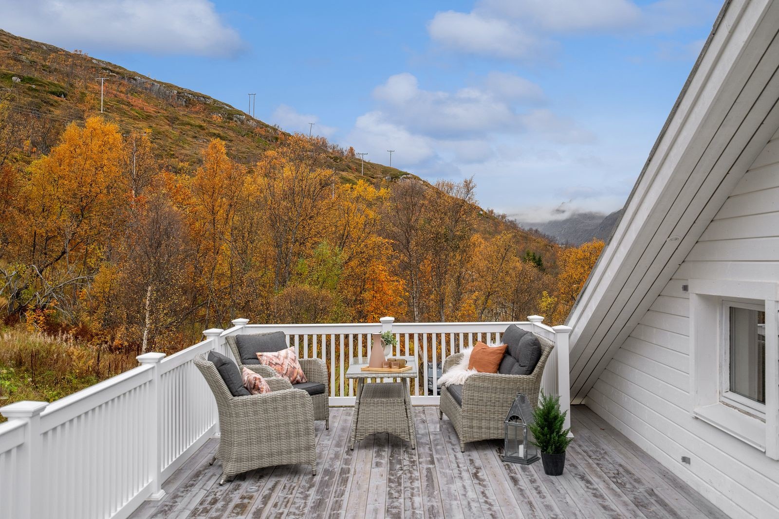 Her kan man nyte late dager og sol fra morgen til kveld. Galleribilde