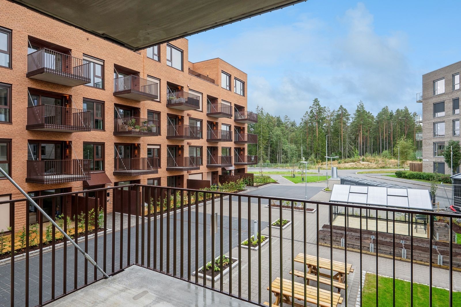 Leiligheten har en balkong med gode solforhold. Galleribilde