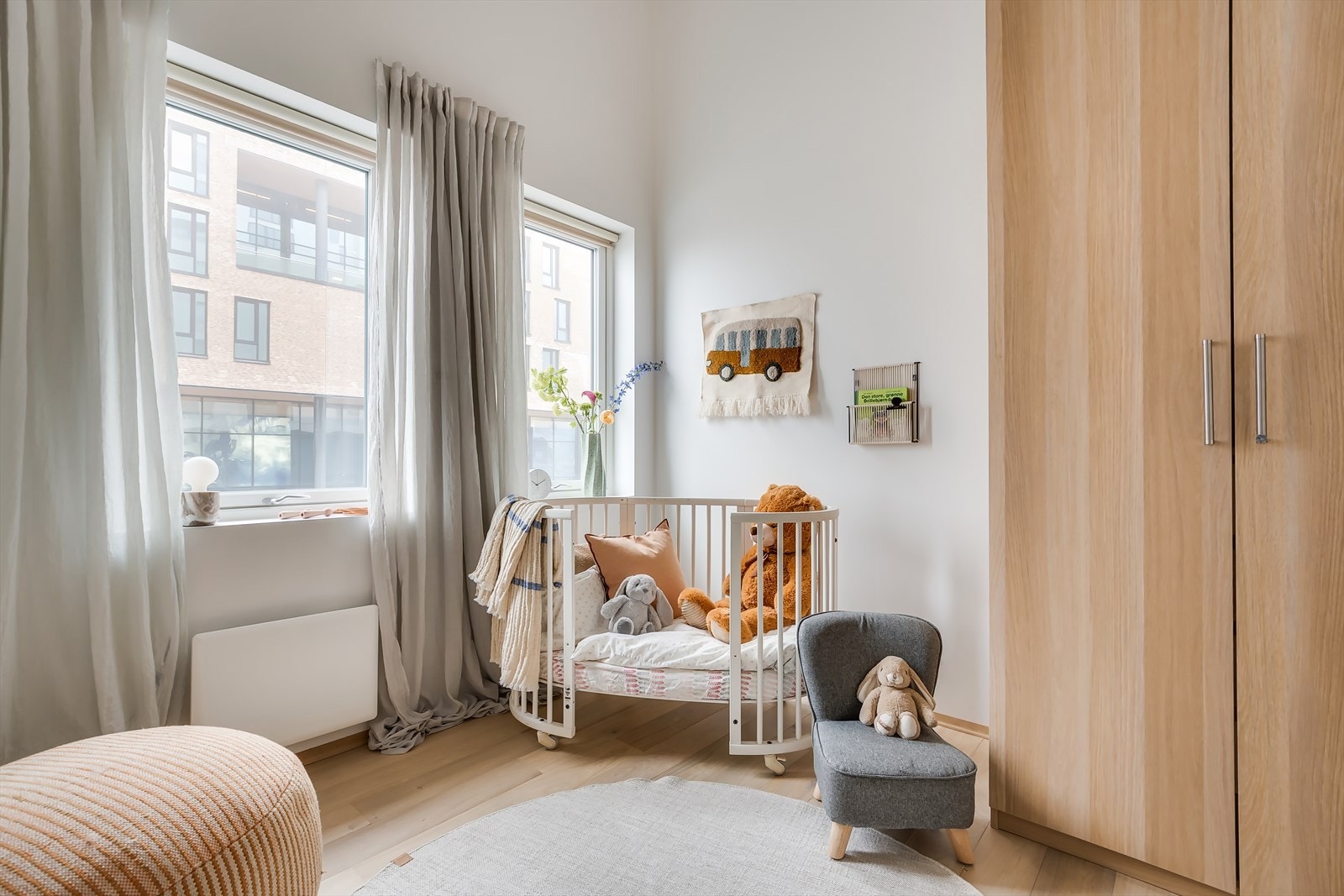 Soverom to med gode innredningsmuligheter. Galleribilde