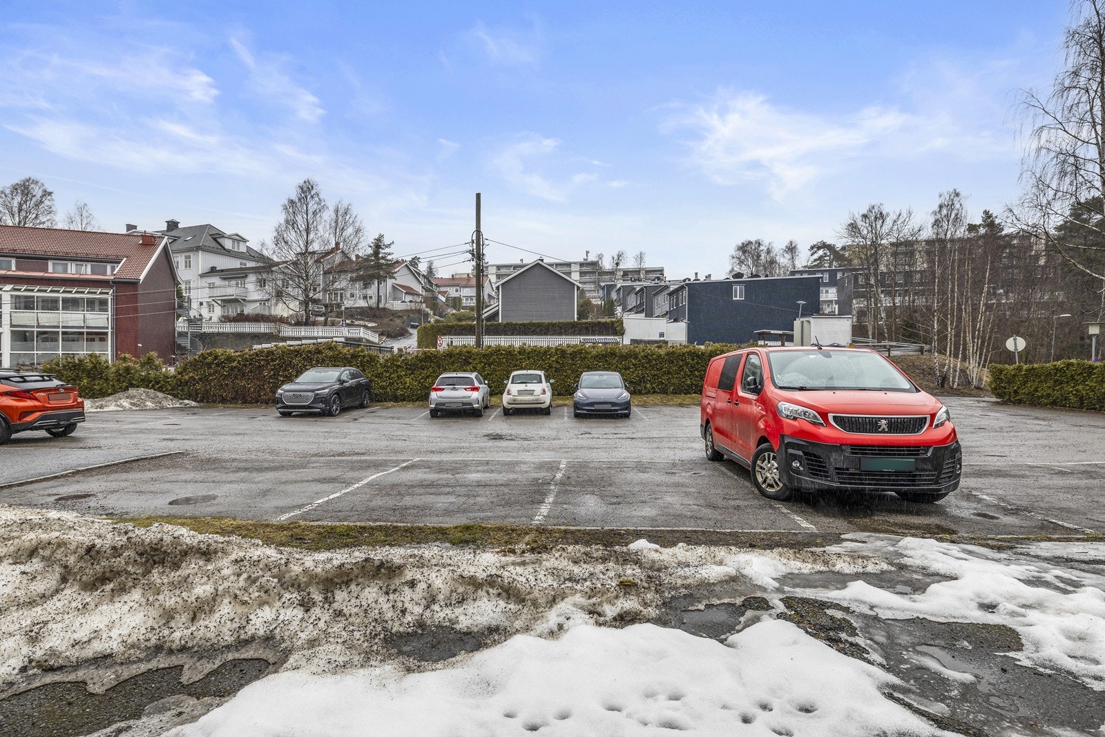 Sameiet disponerer egen gjesteparkering for besøkende. Galleribilde