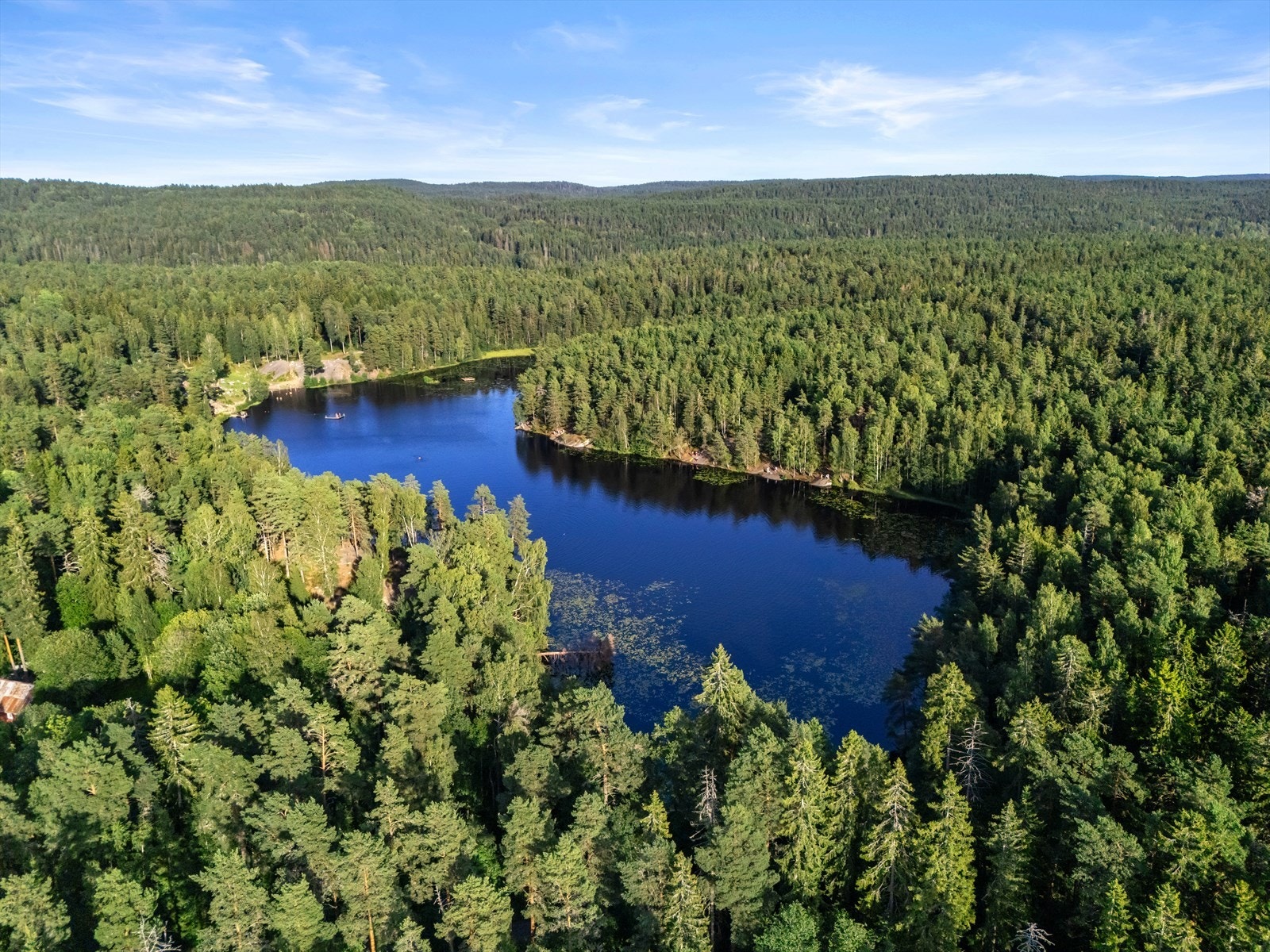 Østmarka ligger like utenfor døren - og byr på uendelige turmuligheter! Galleribilde