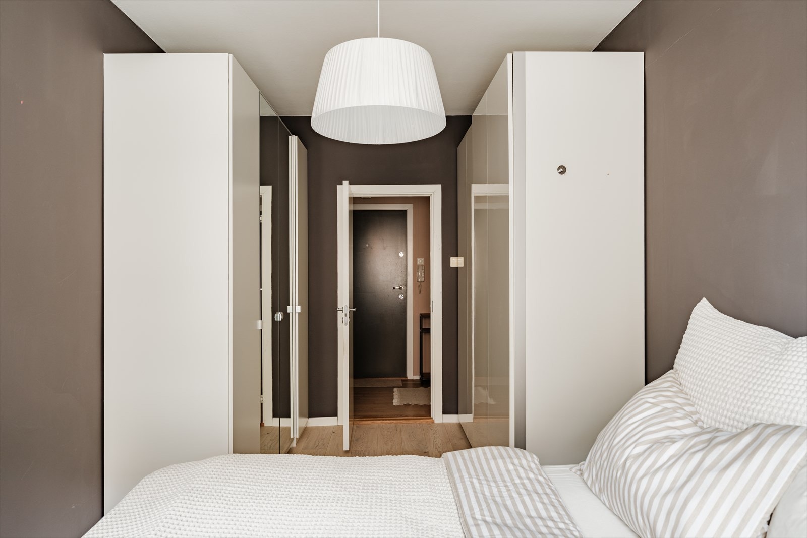 Legg merke til all skapplassen! Galleribilde