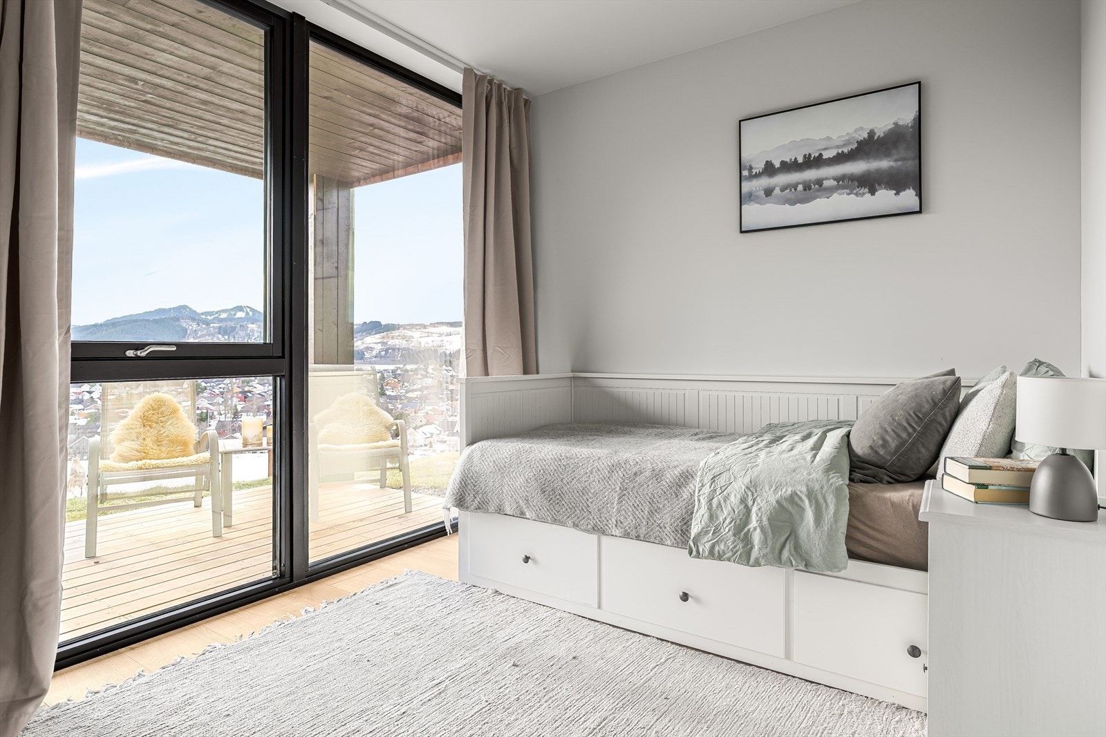 Soverom 1.etasje på 8,5 kvm Galleribilde