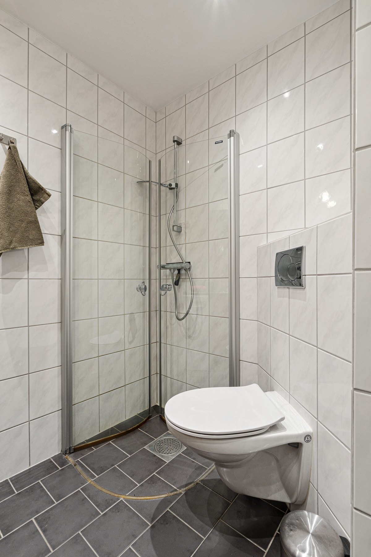 Det er varme i gulv på badet. Galleribilde