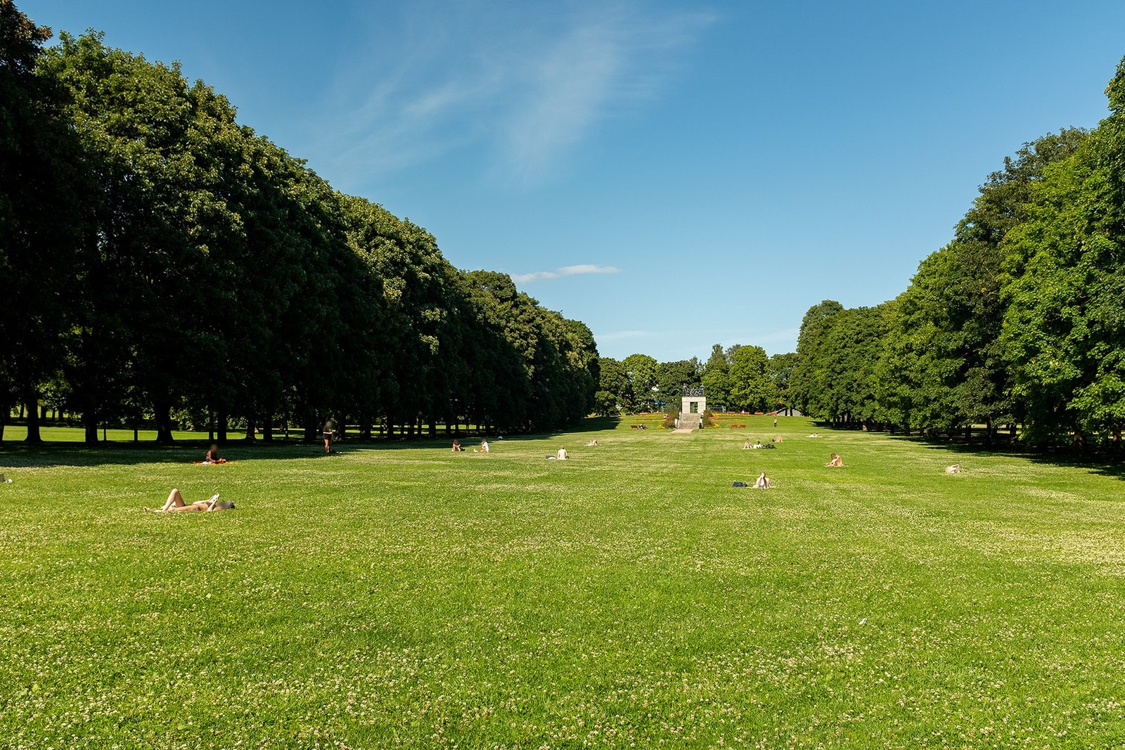 Frognerparken som ligger ca. 15 minutters gange fra leiligheten. Galleribilde
