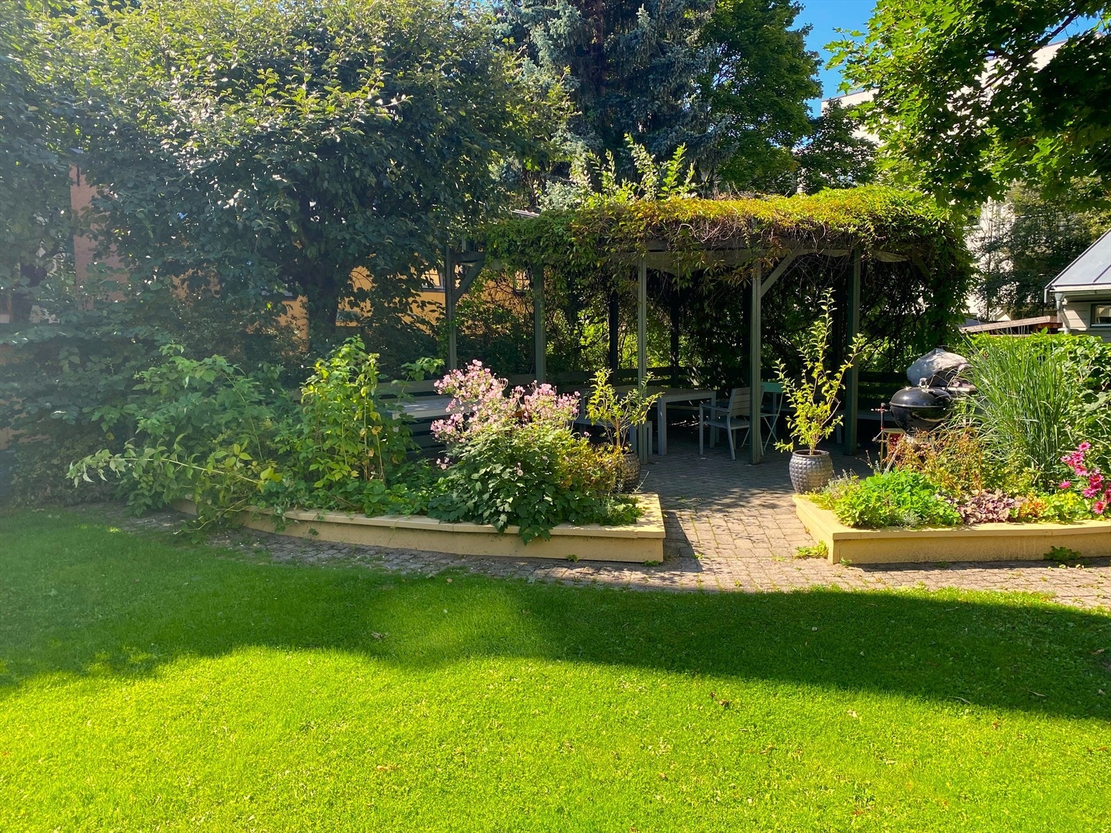 Her kan du nyte lange sommerdager i idylliske omgivelser. Galleribilde