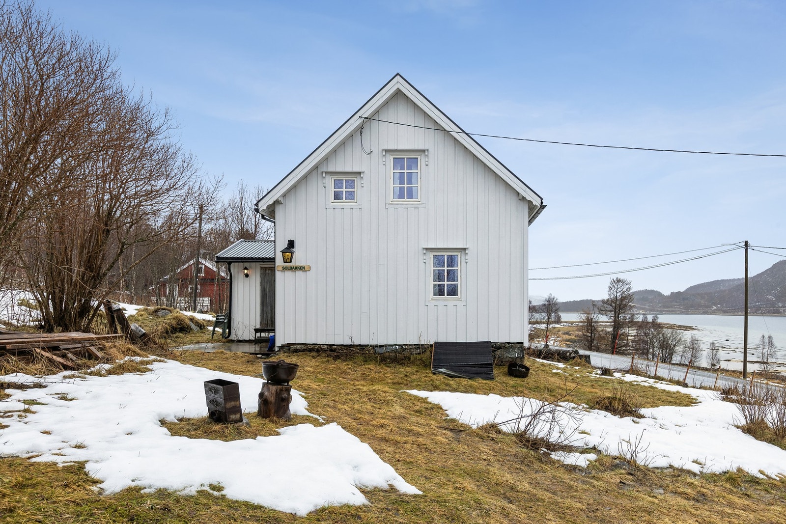 Det er flott utsikt over havet fra eiendommen. Galleribilde