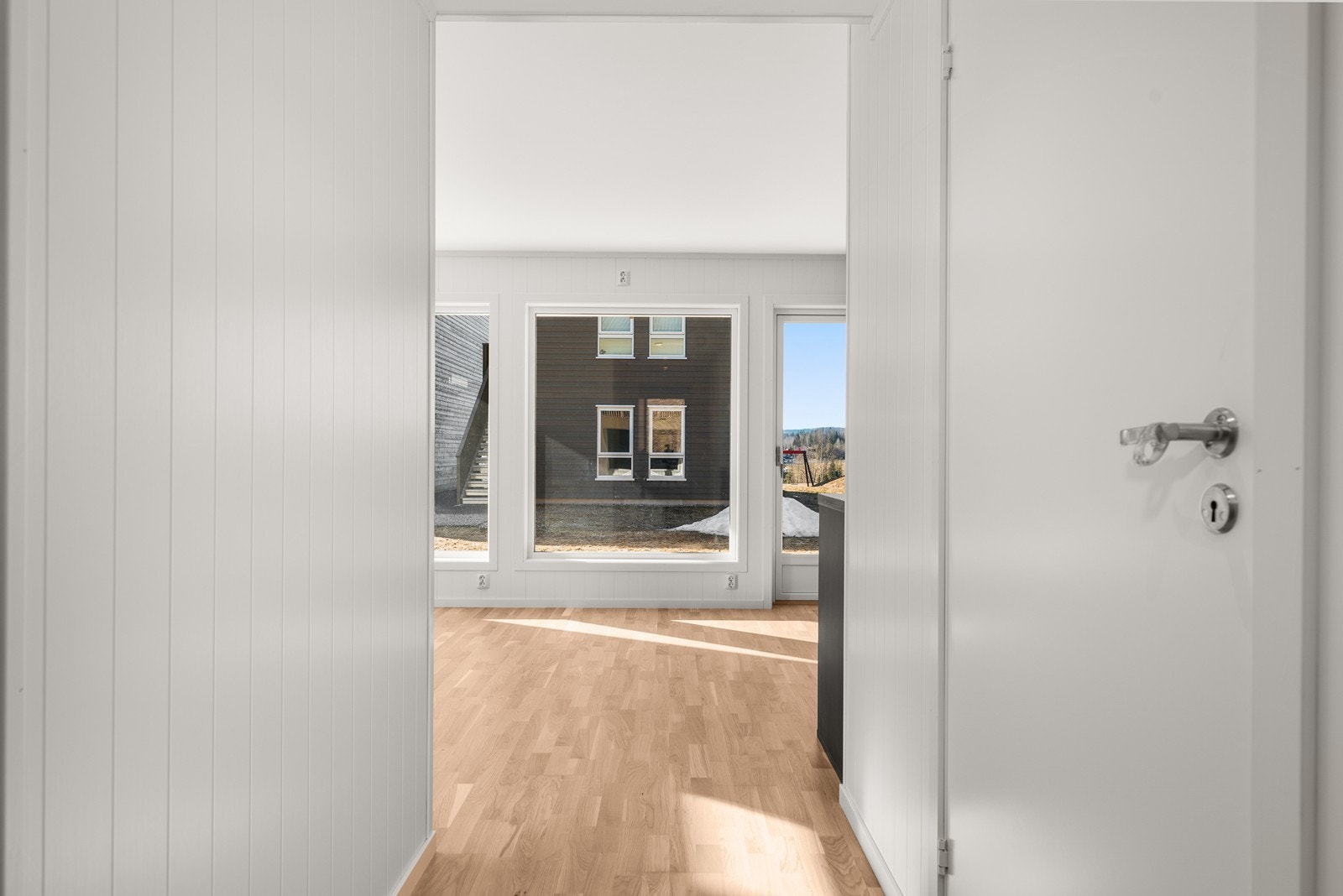 Det er varme i gulv i stue, gang og bad. Galleribilde