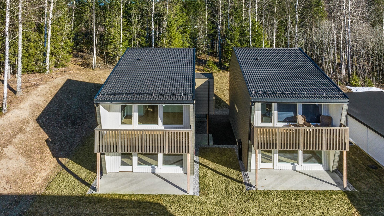 Velkommen til Finstadvegen 63B - leilighet i 1. etasje med carport med bod i bakkant. Elbillader! Galleribilde