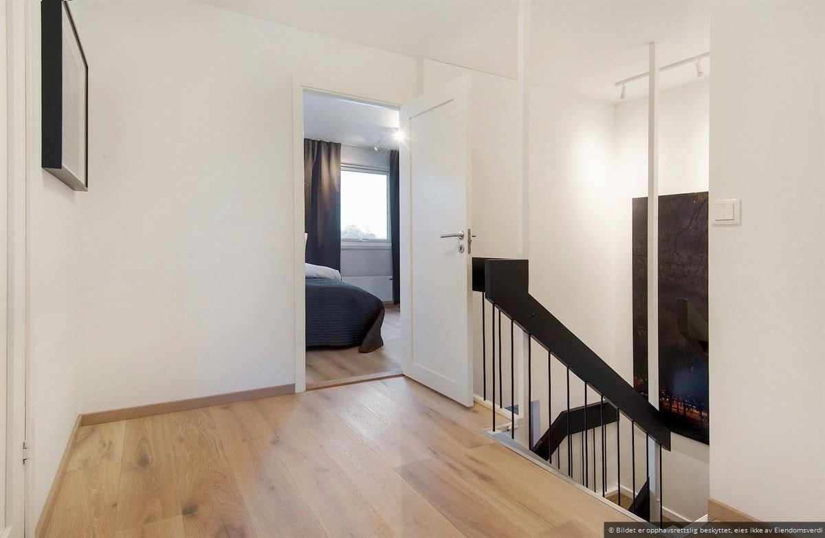 Mellomgang 2 etg. Galleribilde