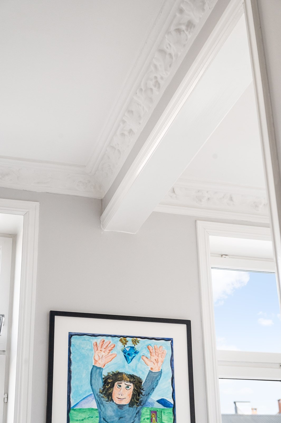 Nydelige, klassiske detaljer med blant annet stukkatur. Galleribilde