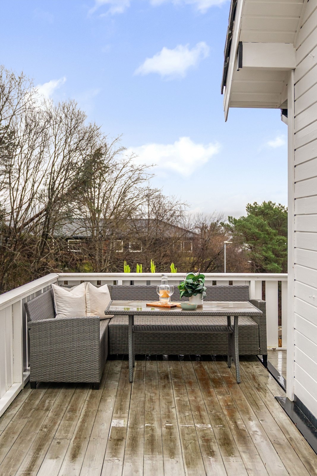 Terrassen måler hele 60m² Galleribilde