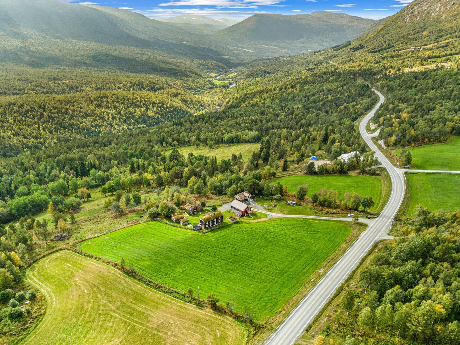 Åpenbare kvaliteter i særklasse og en sjelden eiendom på markedet. Galleribilde