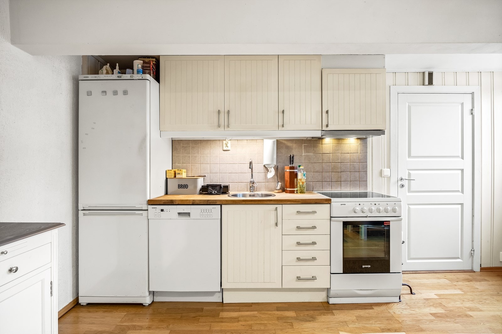 Kjøkken utleieleilighet. Galleribilde