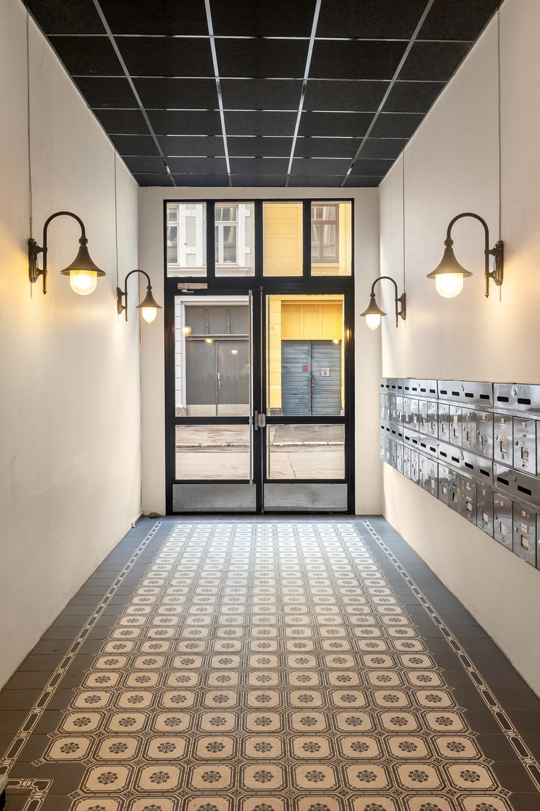 Felles inngangsparti. Galleribilde