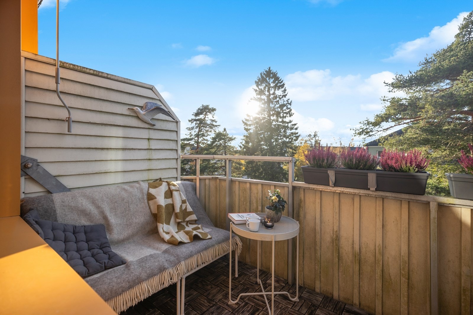 Balkongen er ca 7 kvm, med en attraktiv vestvendt beliggenhet. Galleribilde