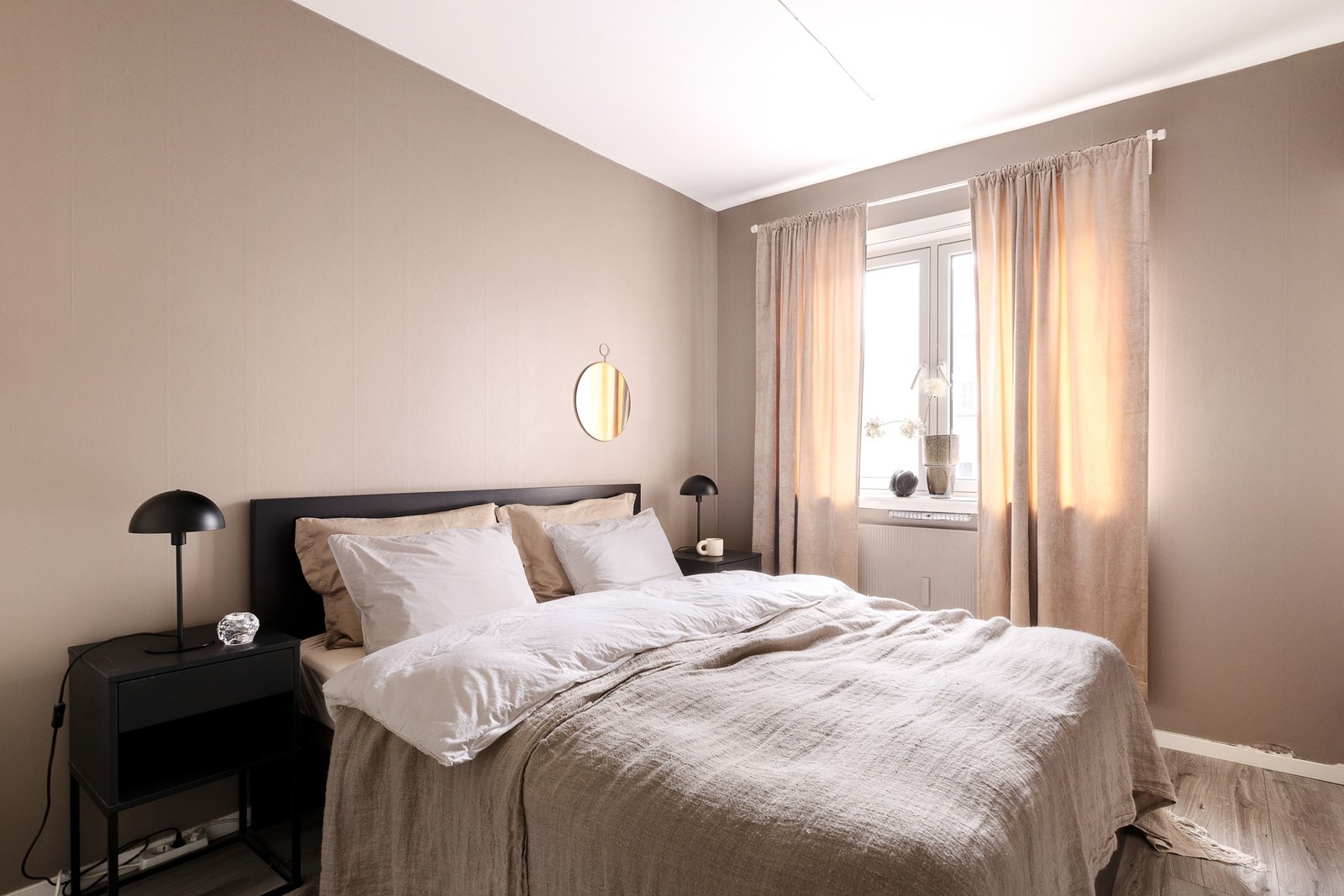 Radiatorer tilknyttet bergvarme. Galleribilde