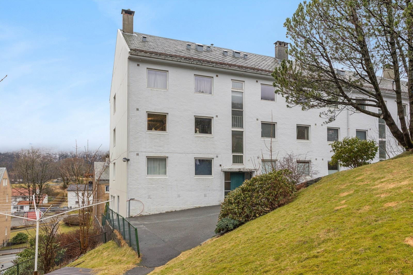 Leiligheten har god plassering på hjørnet av bygget. Galleribilde