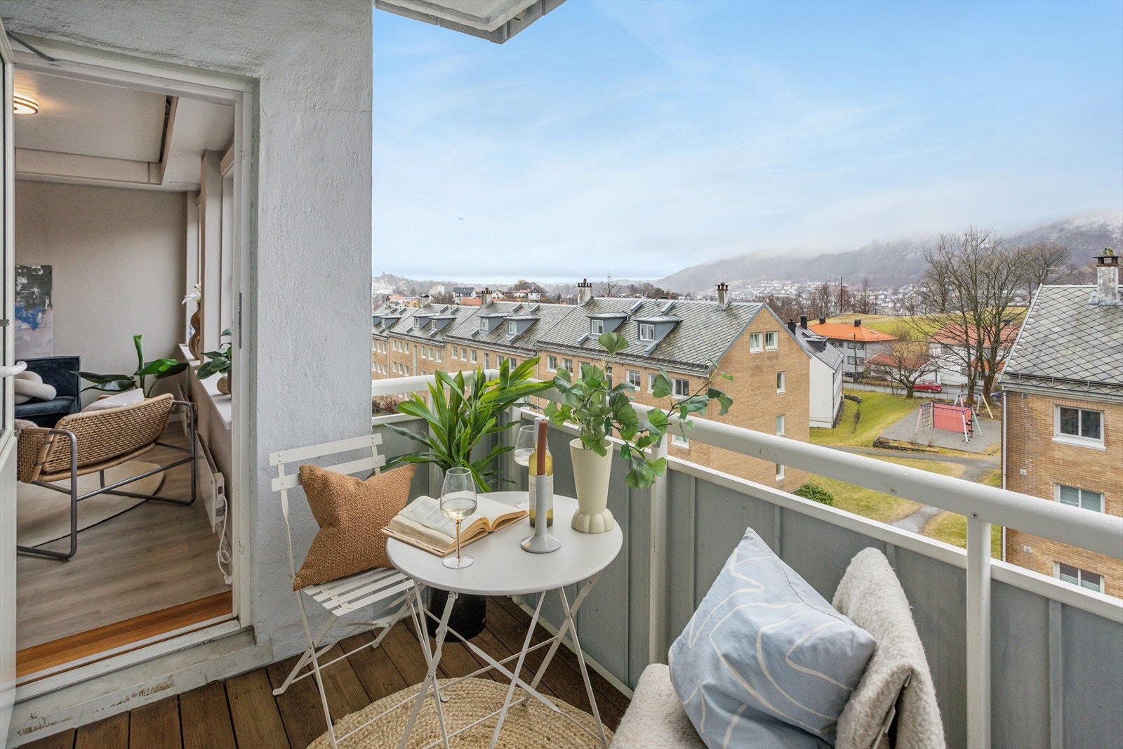 DNB Eiendom v/ Fredrik Strandmyr har gleden av å presentere Nattlandsveien 50! Galleribilde