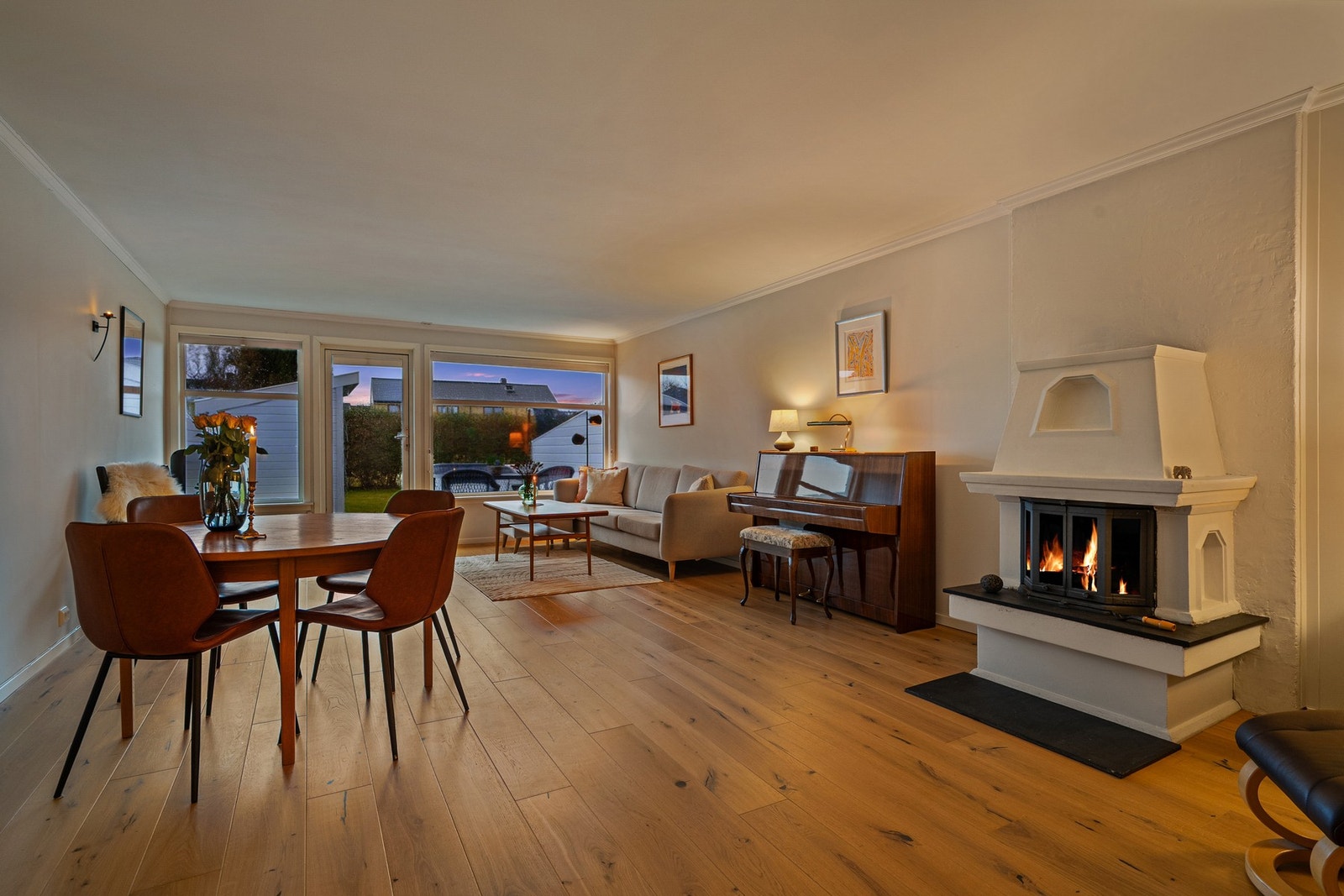 Stue 1. etg. Galleribilde