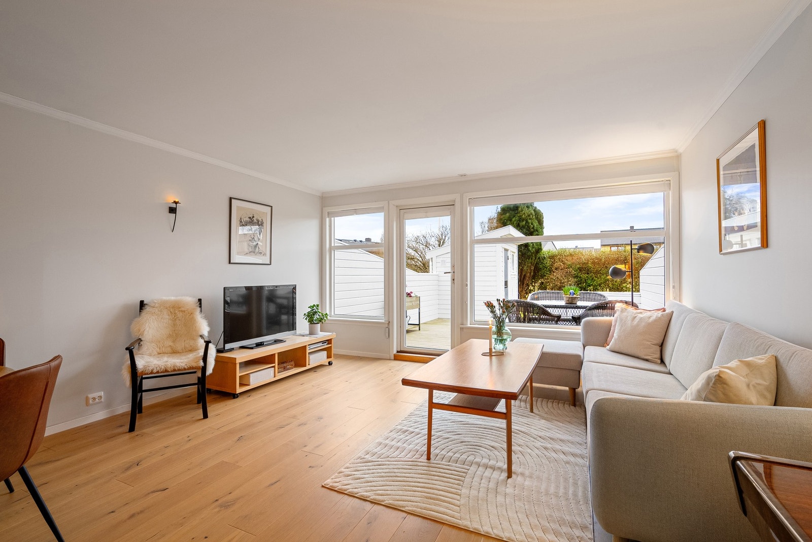 Stue 1. etg. Galleribilde