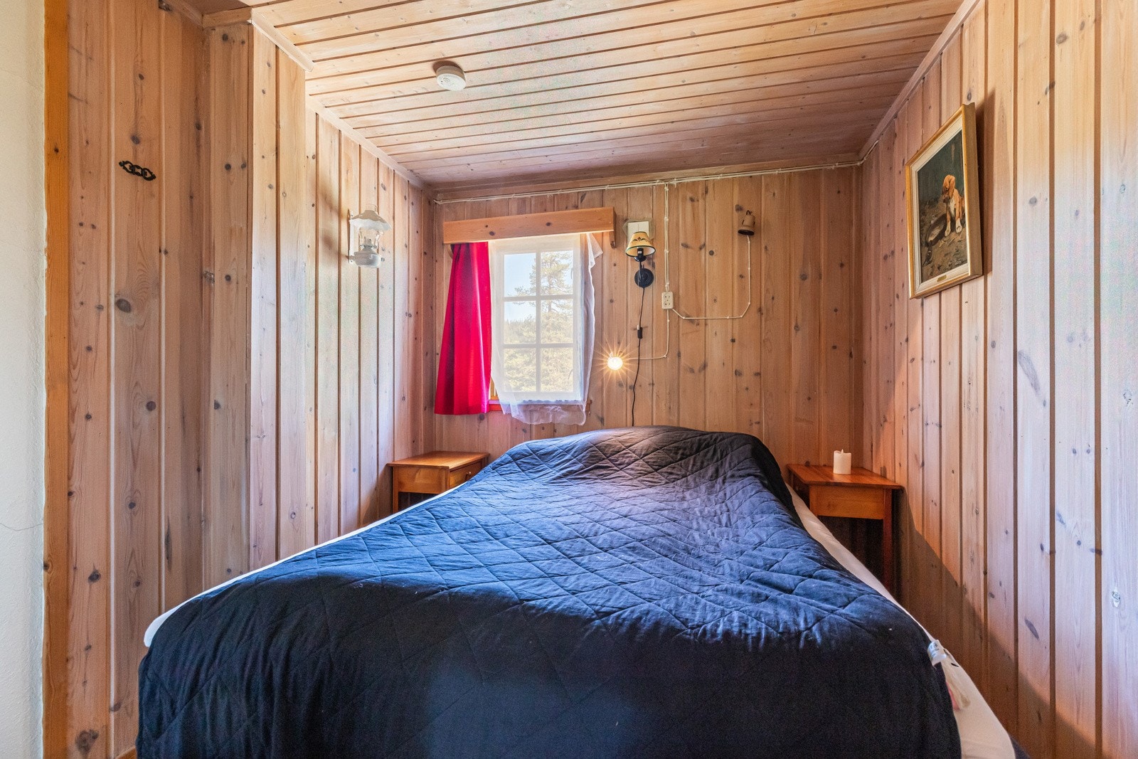 Hytta har tre soverom Galleribilde