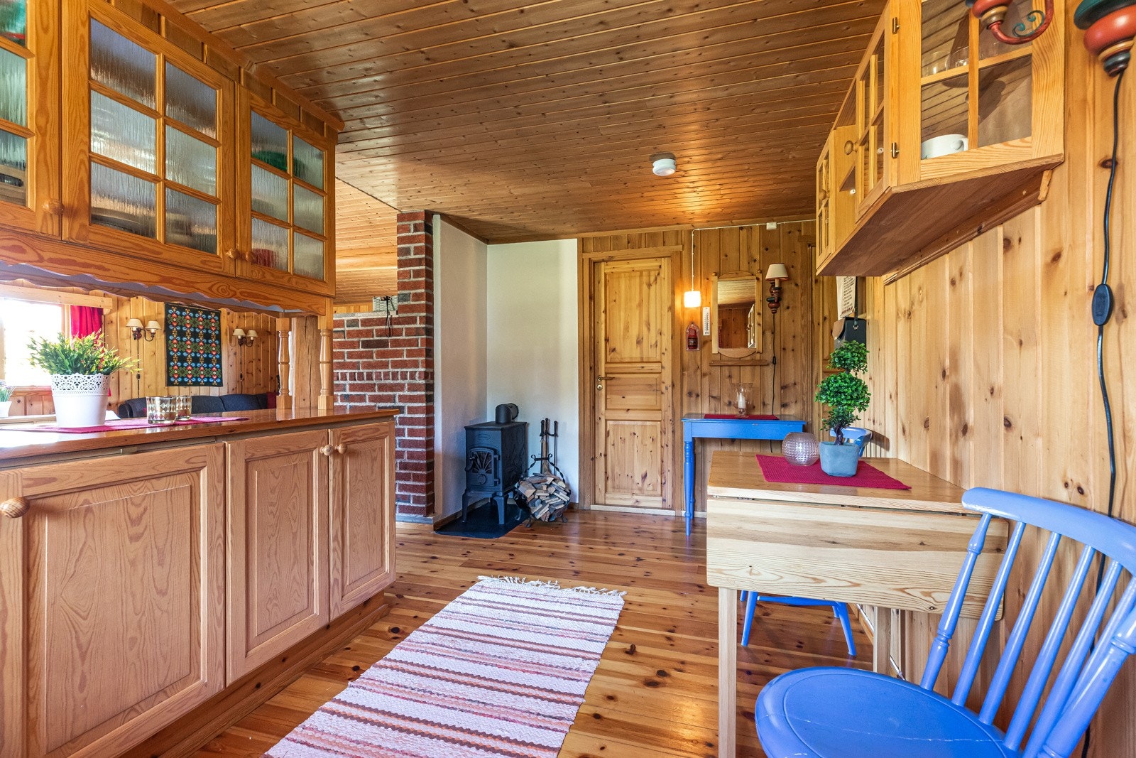 Kjøkken med åpen løsning Galleribilde