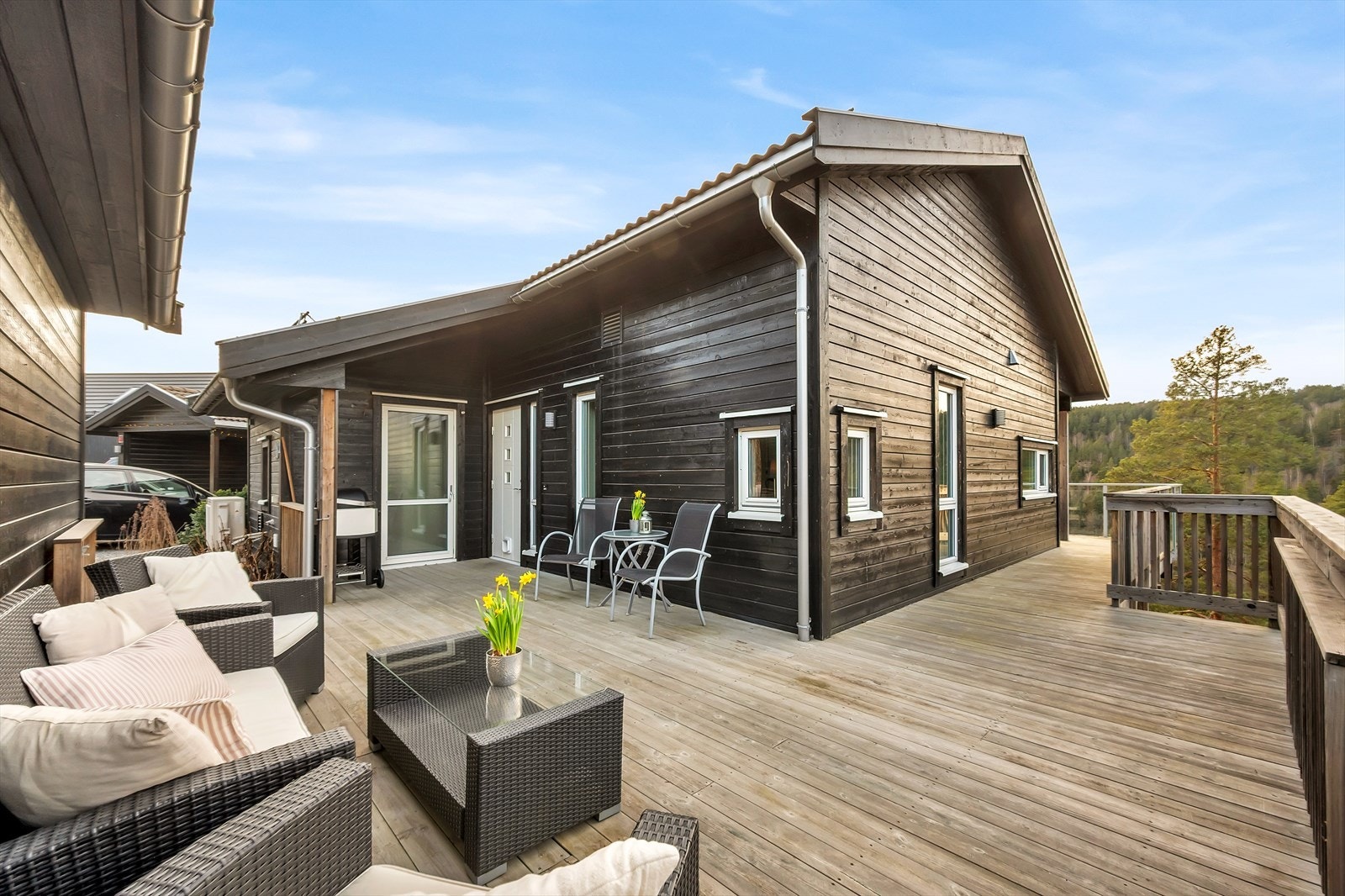 En attraktiv og innholdsrik halvpart av tomannsbolig i naturskjønne omgivelser på Vinterbro. Galleribilde