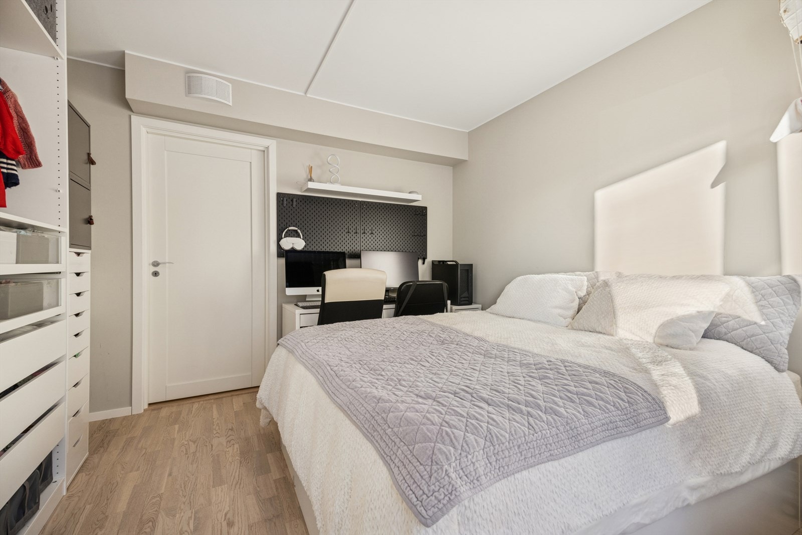 Soverom på 13,2 kvm. Galleribilde