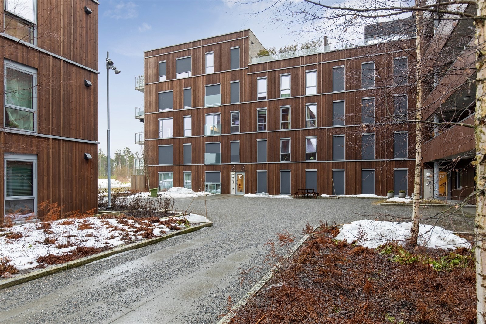 Leiligheten ligger i et nyere boligfelt på Skogmo Park der området også er under utvikling! Galleribilde