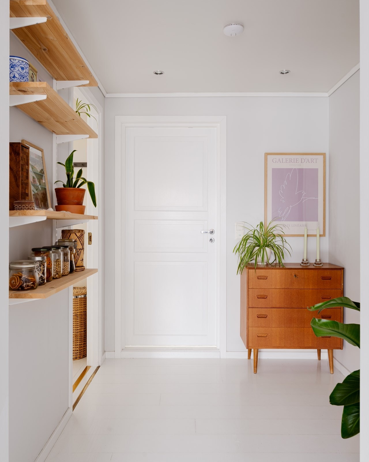 Mellomgang. Galleribilde