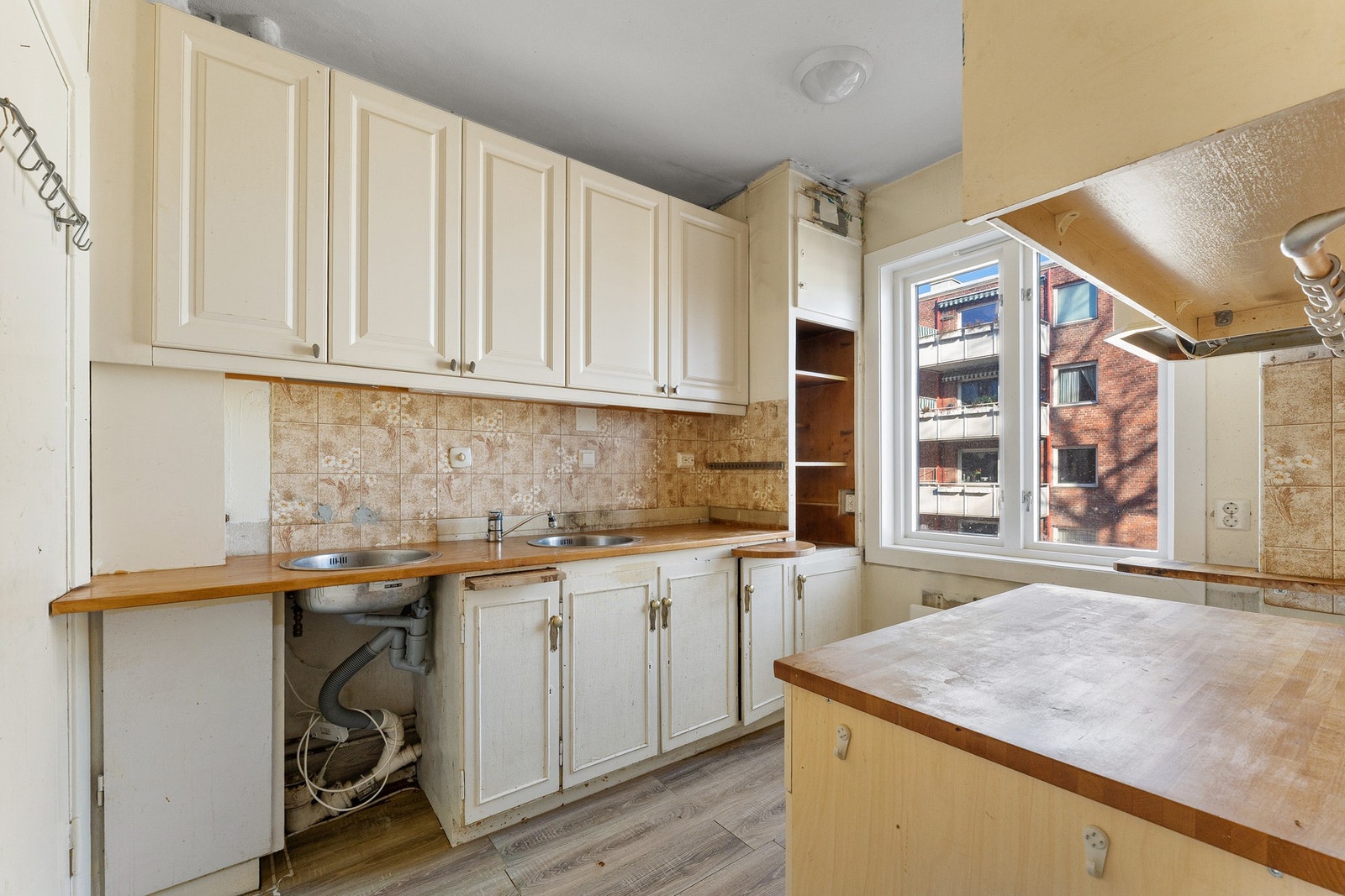 Kjøkken i eget rom Galleribilde